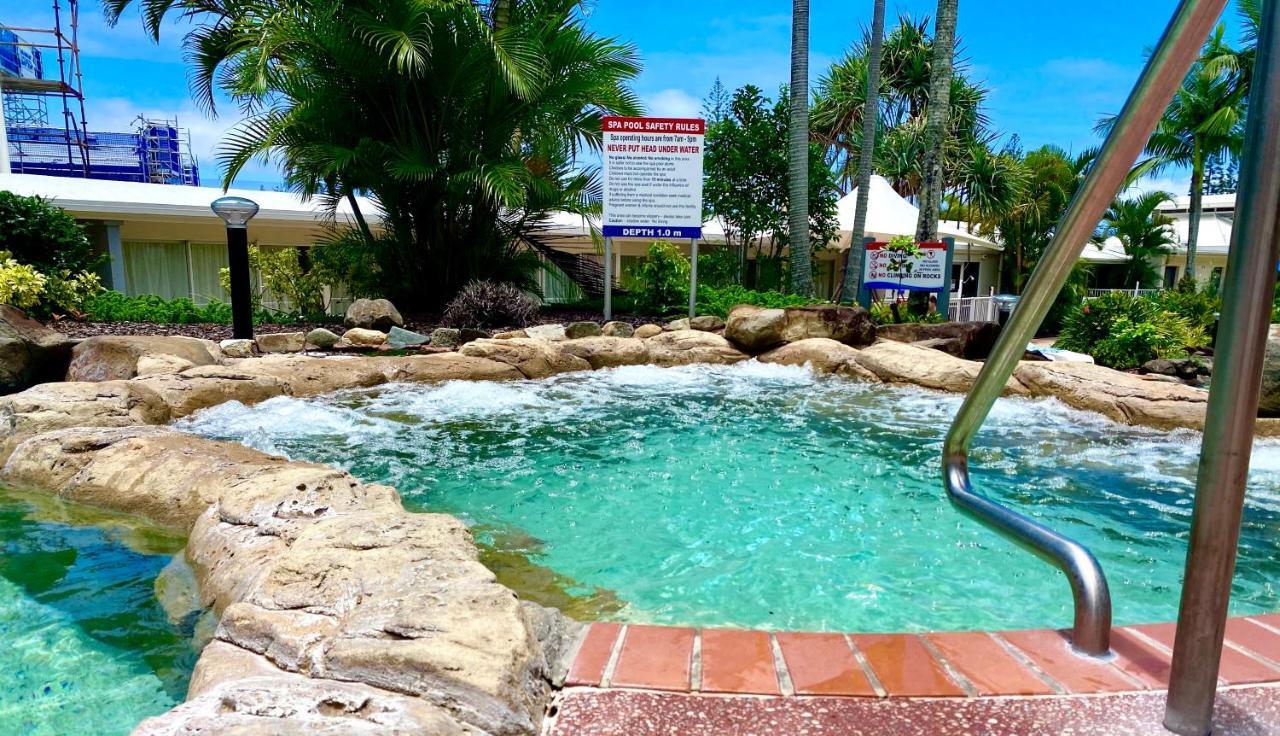 Resort Queen Studio At Alex Beach Resort Alexandra Headland Luaran gambar